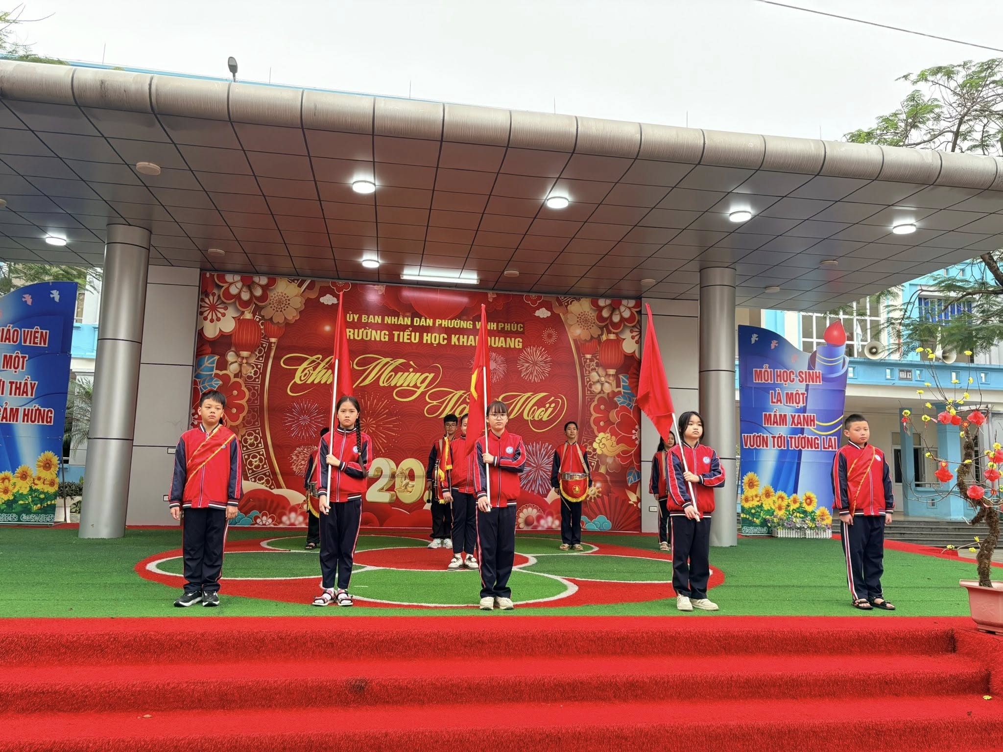 Trường tiểu học Khai Quang ảnh 1