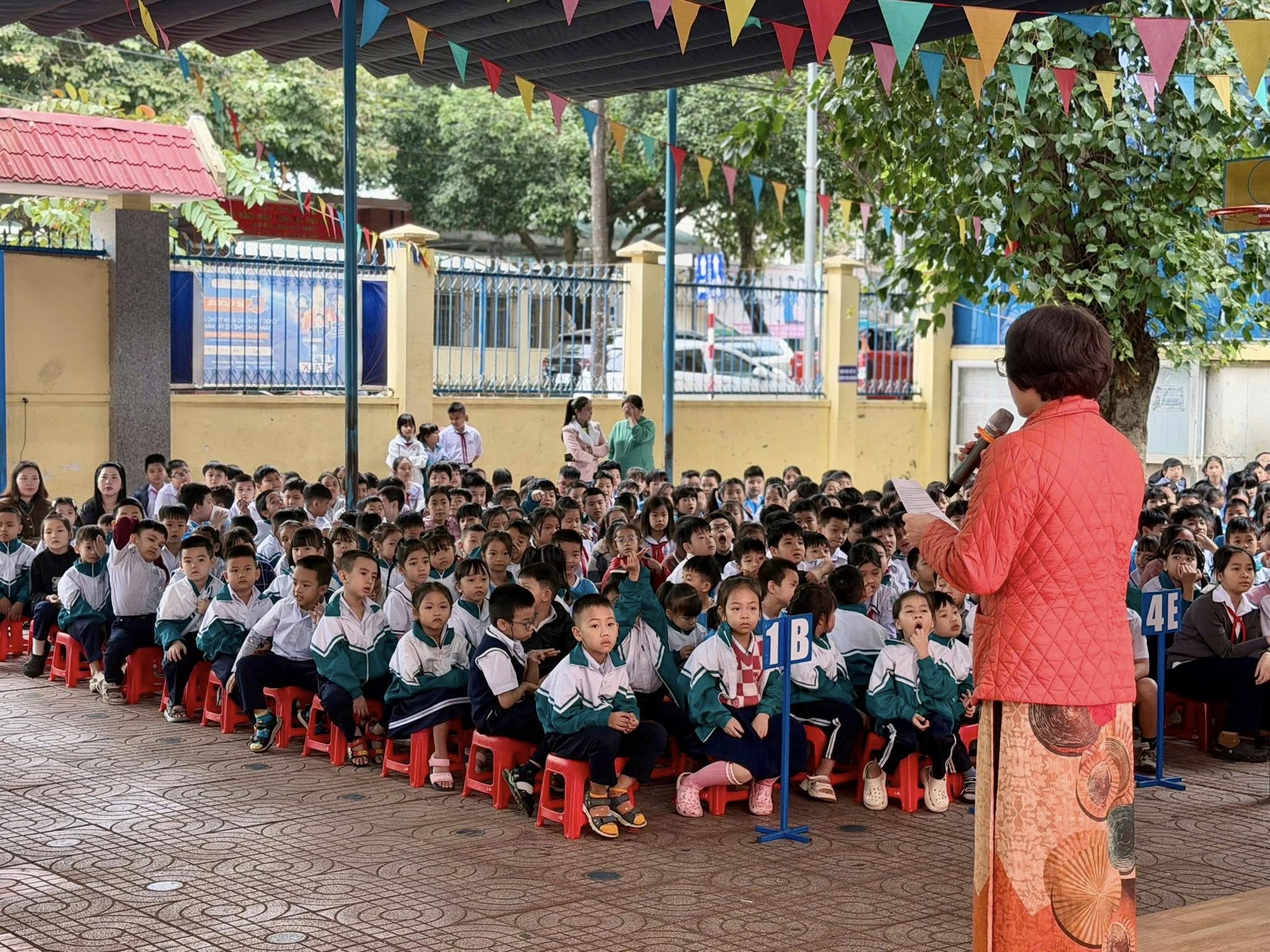 Trường tiểu học Lê Hồng Phong ảnh 2