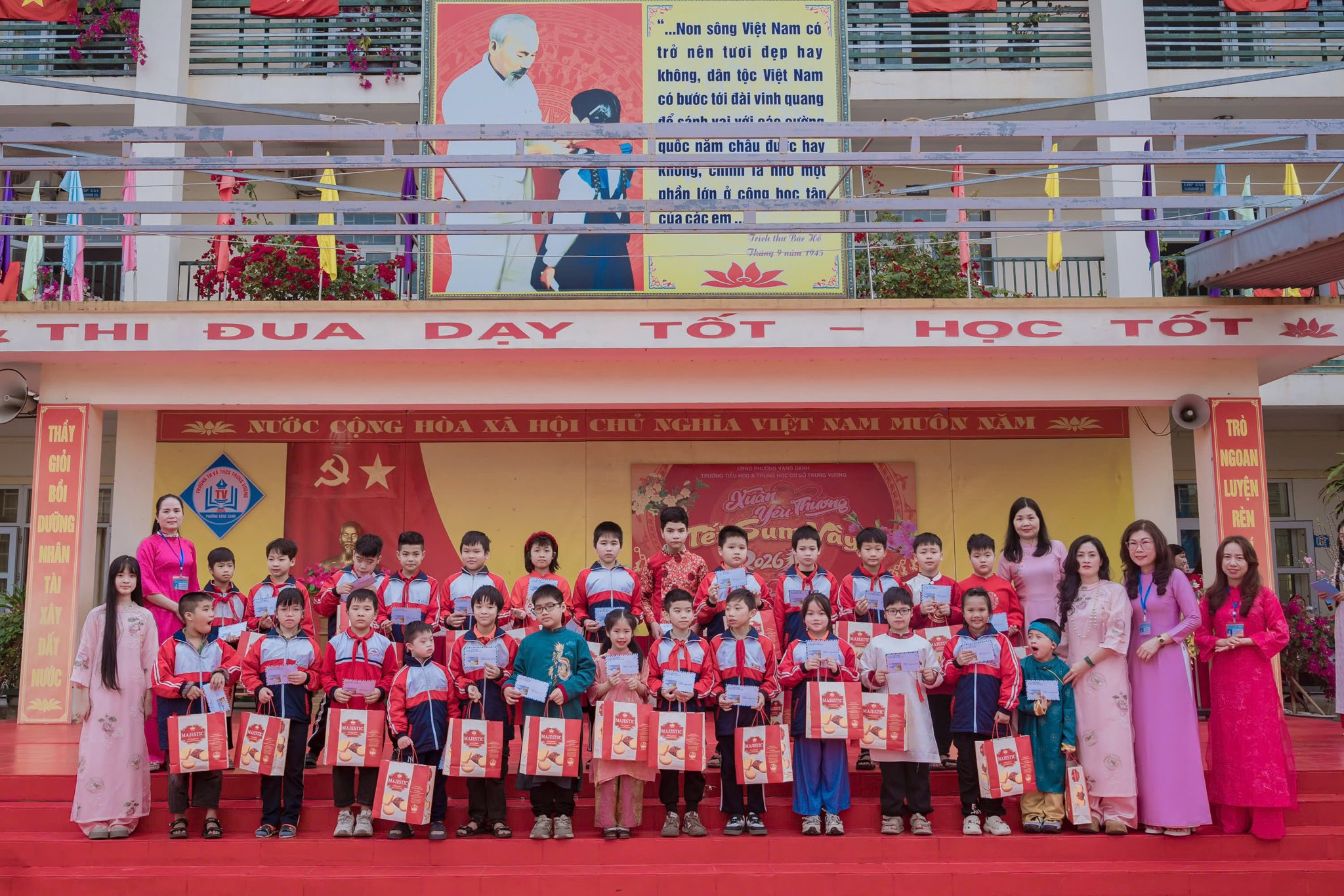 Trường TH&THCS Trưng Vương. ảnh 1