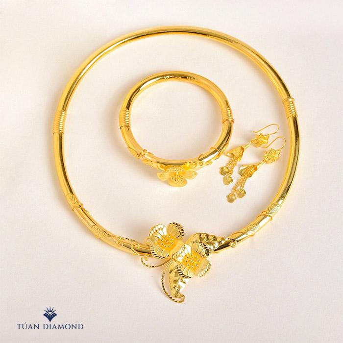 Dịch vụ cho thuê trang sức cưới ở Hà Nội đẹp, uy tín nhất