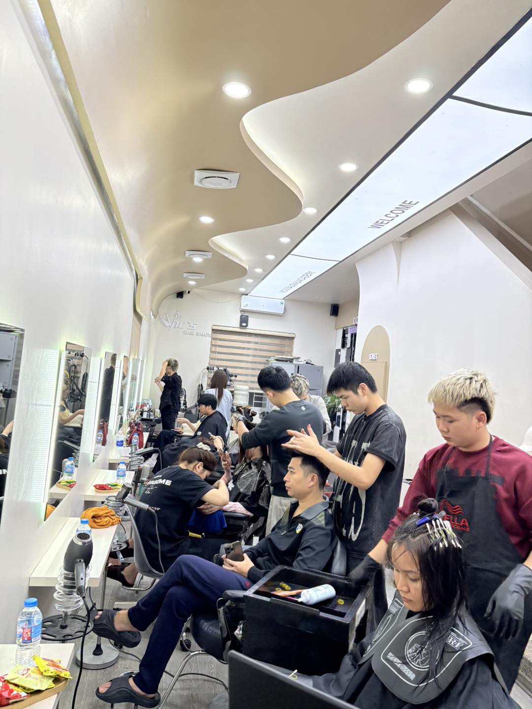 Vic’s Salon ảnh 1