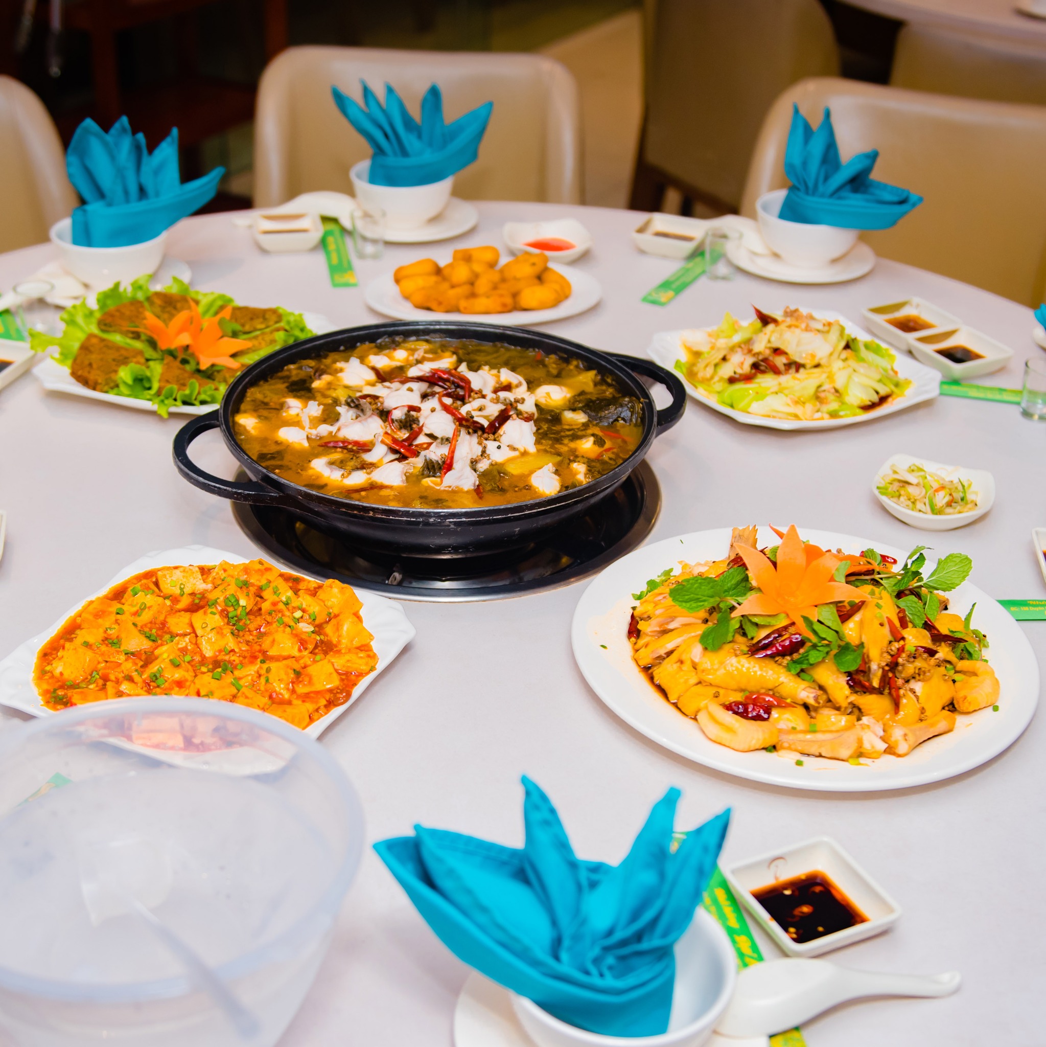 Nhà Hàng Hồng Hà Viên ảnh 2