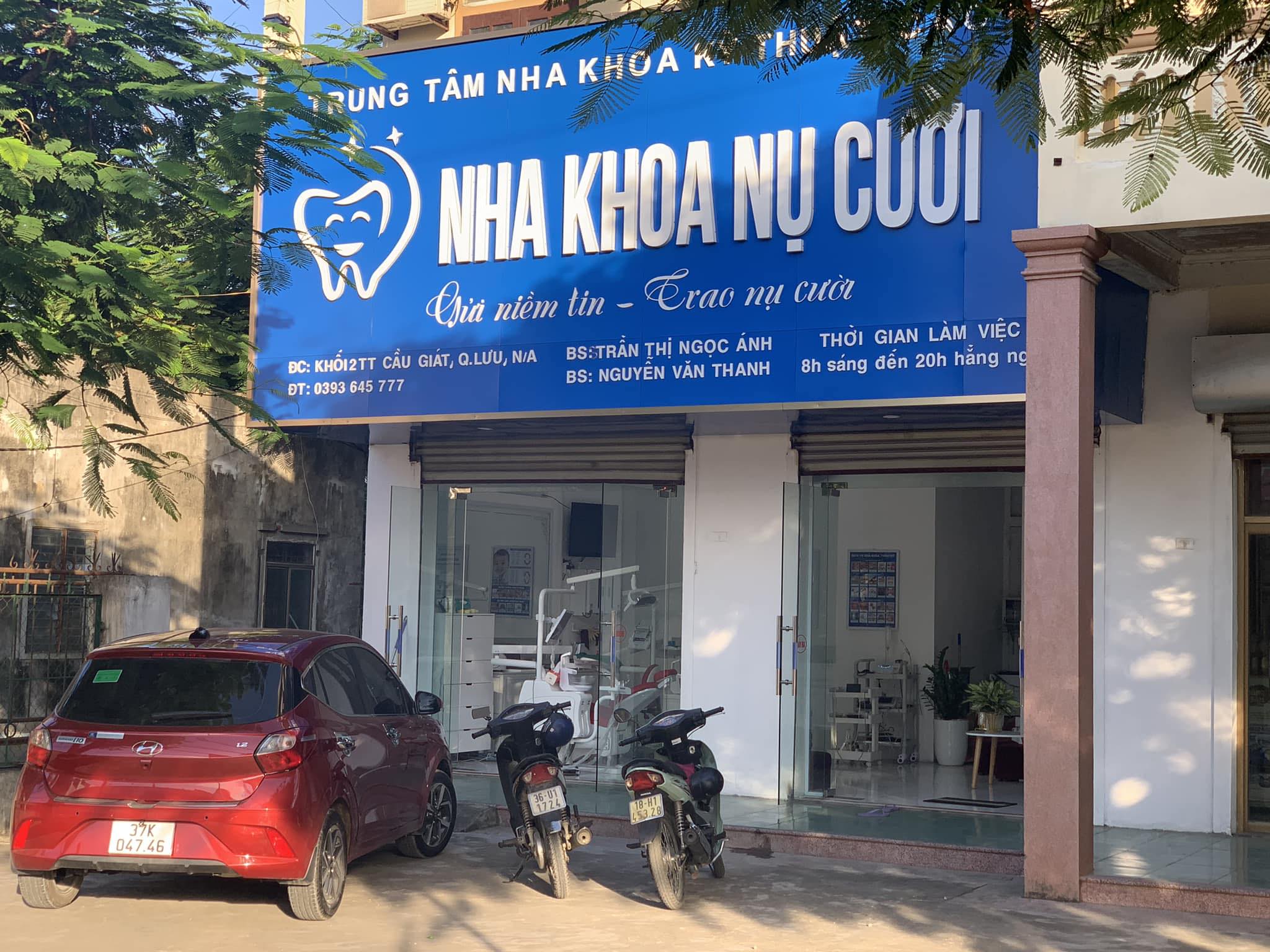 Nha khoa Nụ Cười - Bác sĩ Thanh ảnh 1