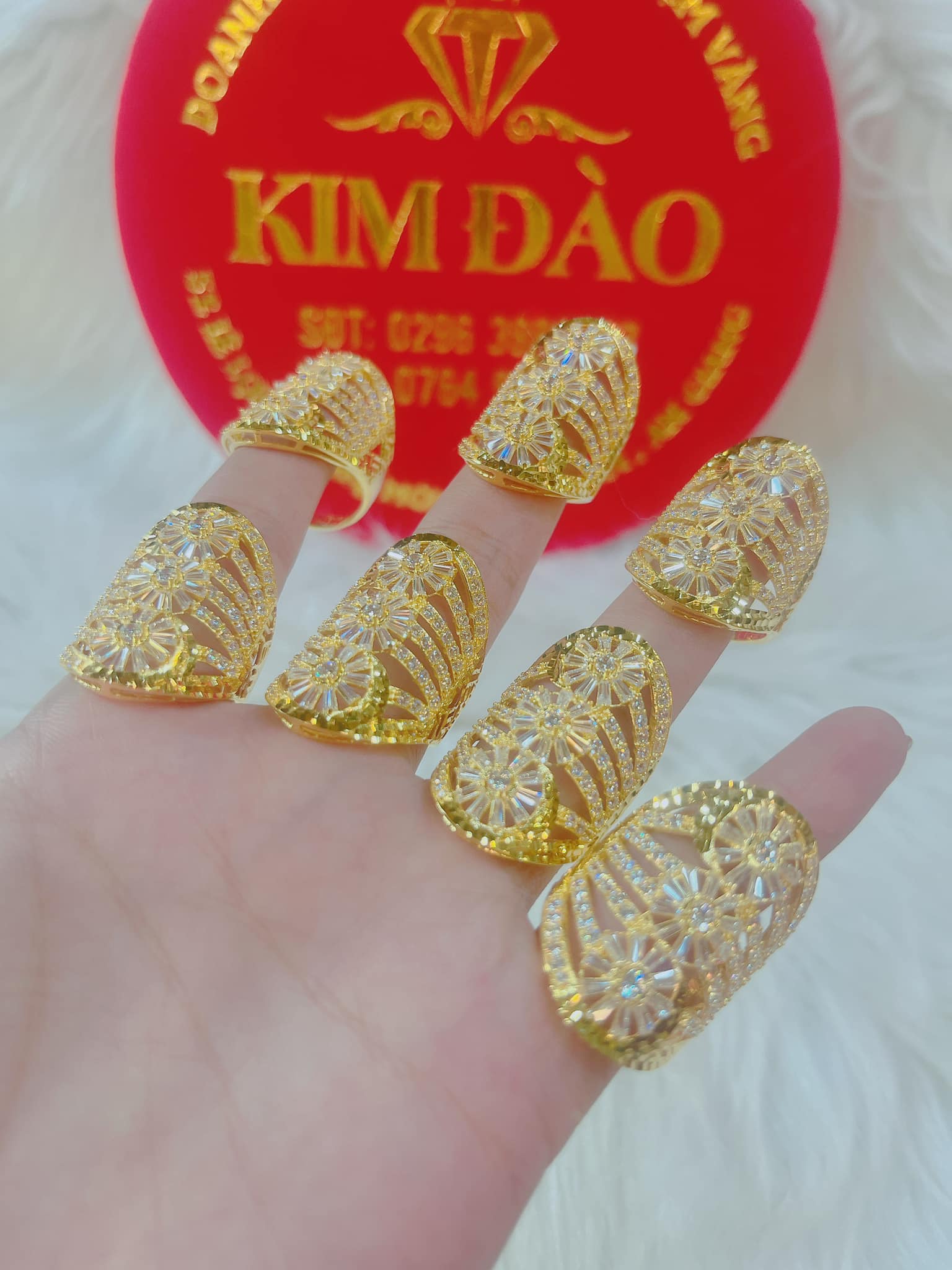 Tiệm Vàng Kim Đào ảnh 2