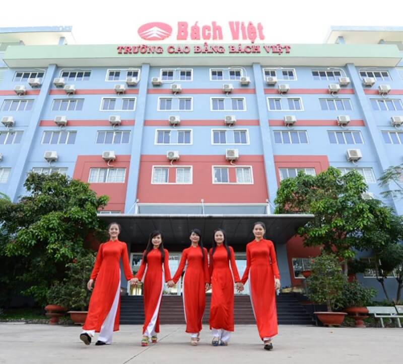 Trường Cao đẳng Bách Việt ảnh 1