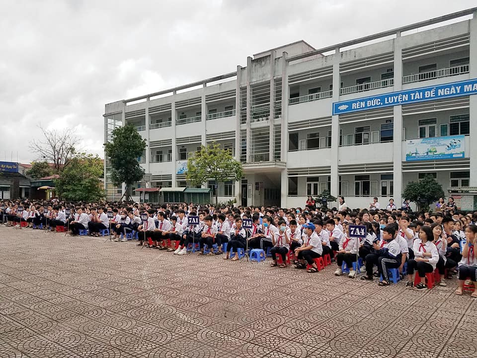 Trường THCS Phú Lương ảnh 1