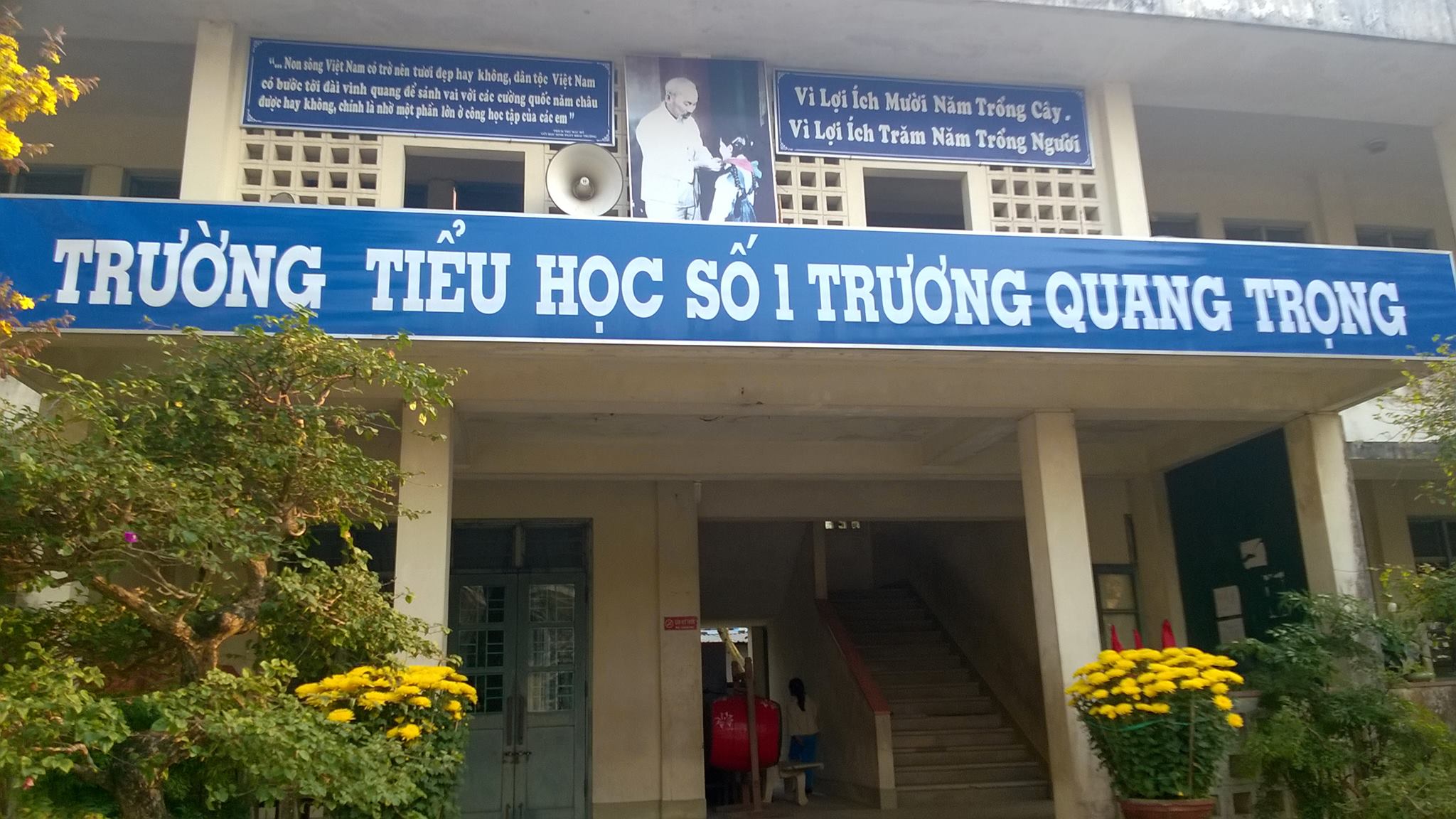 Trường Tiểu Học Số 1 Trương Quang Trọng ảnh 1