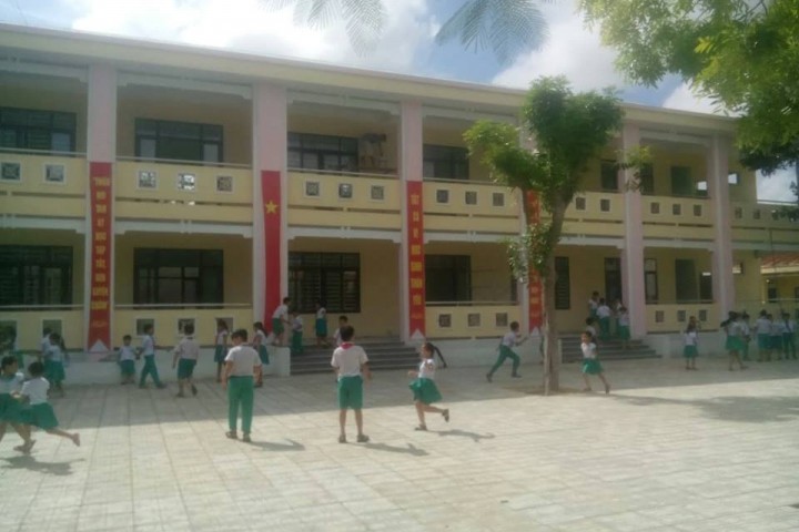 Trường Tiểu học Lê Thị Hồng Gấm ảnh 1