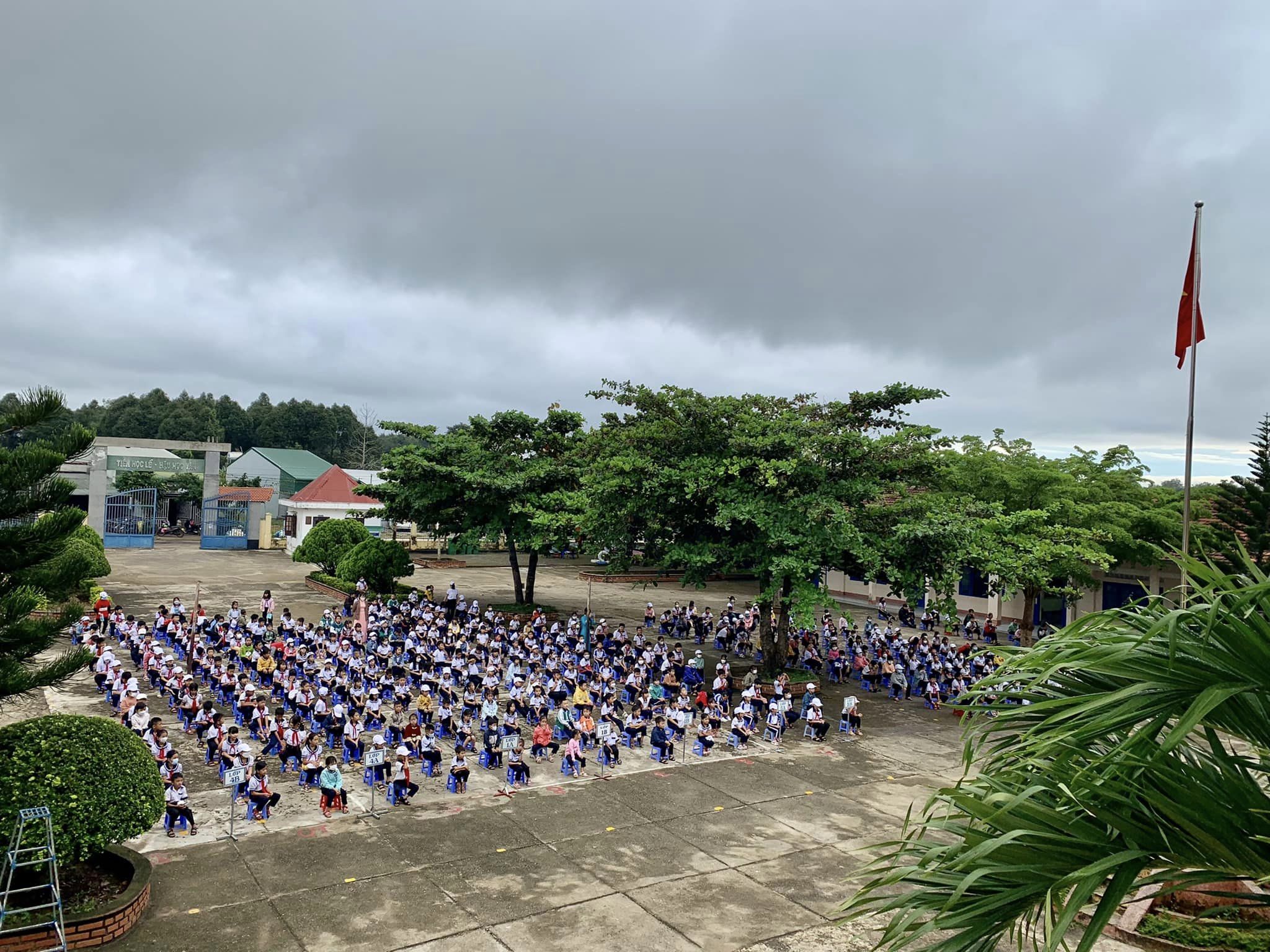 Trường Tiểu học Nguyễn Văn Cừ ảnh 2