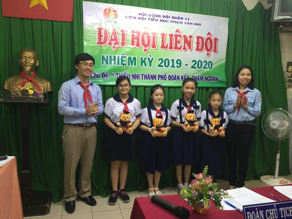 Trường tiểu học Phạm Văn Hai ảnh 2