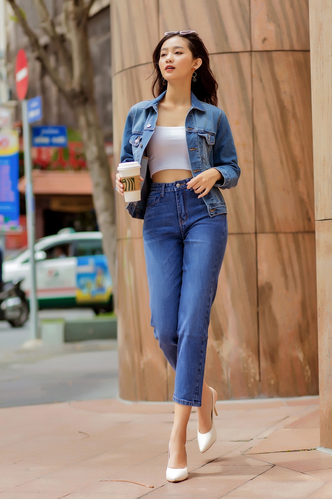 AAA JEANS ảnh 1