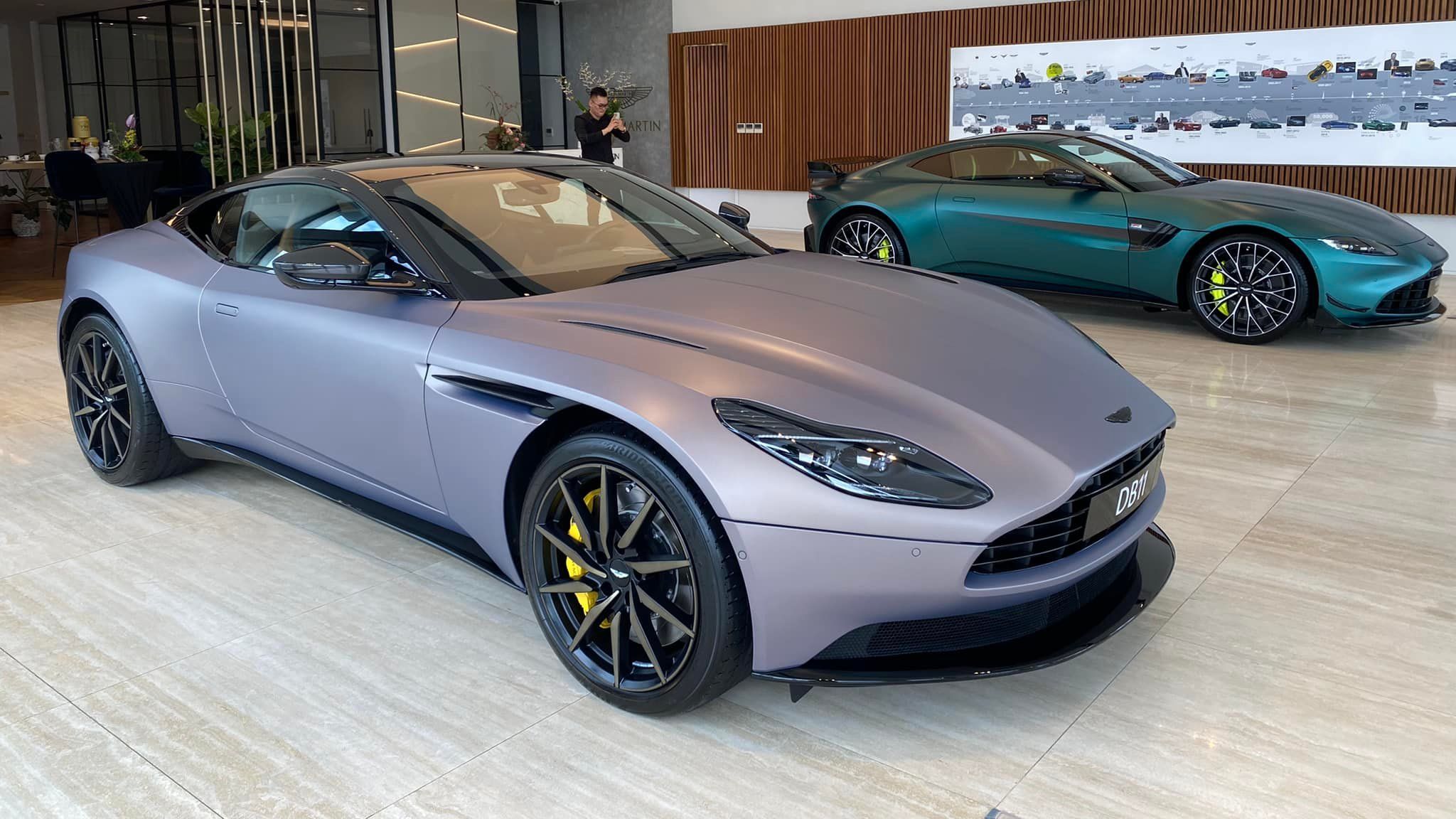 Aston Martin ảnh 1