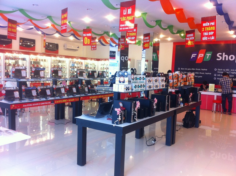 FPT Shop ảnh 2