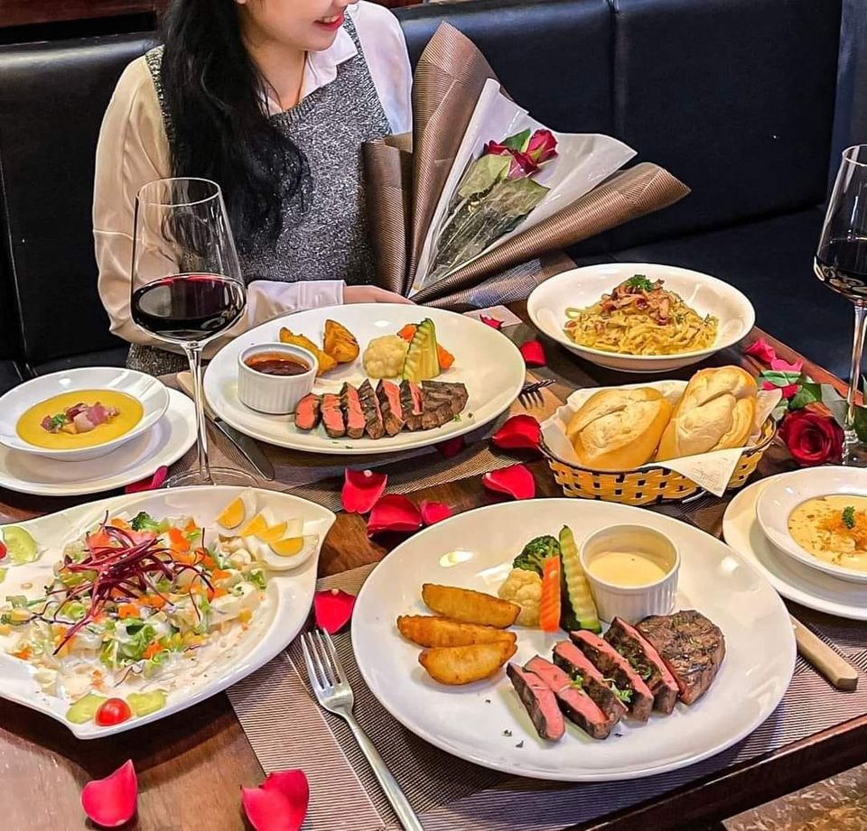 Family Steak House - 91 Văn Cao ảnh 2