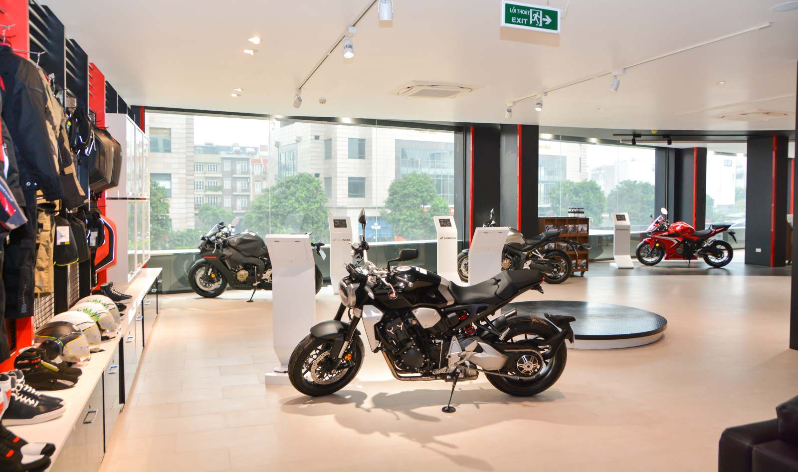 Honda Bigbike Doanh Thu ảnh 2