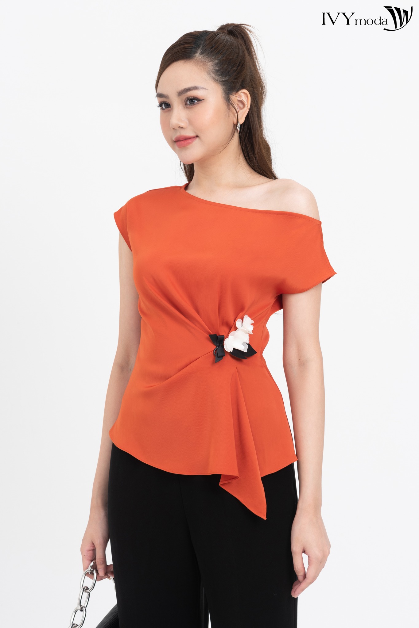 IVY Moda ảnh 1