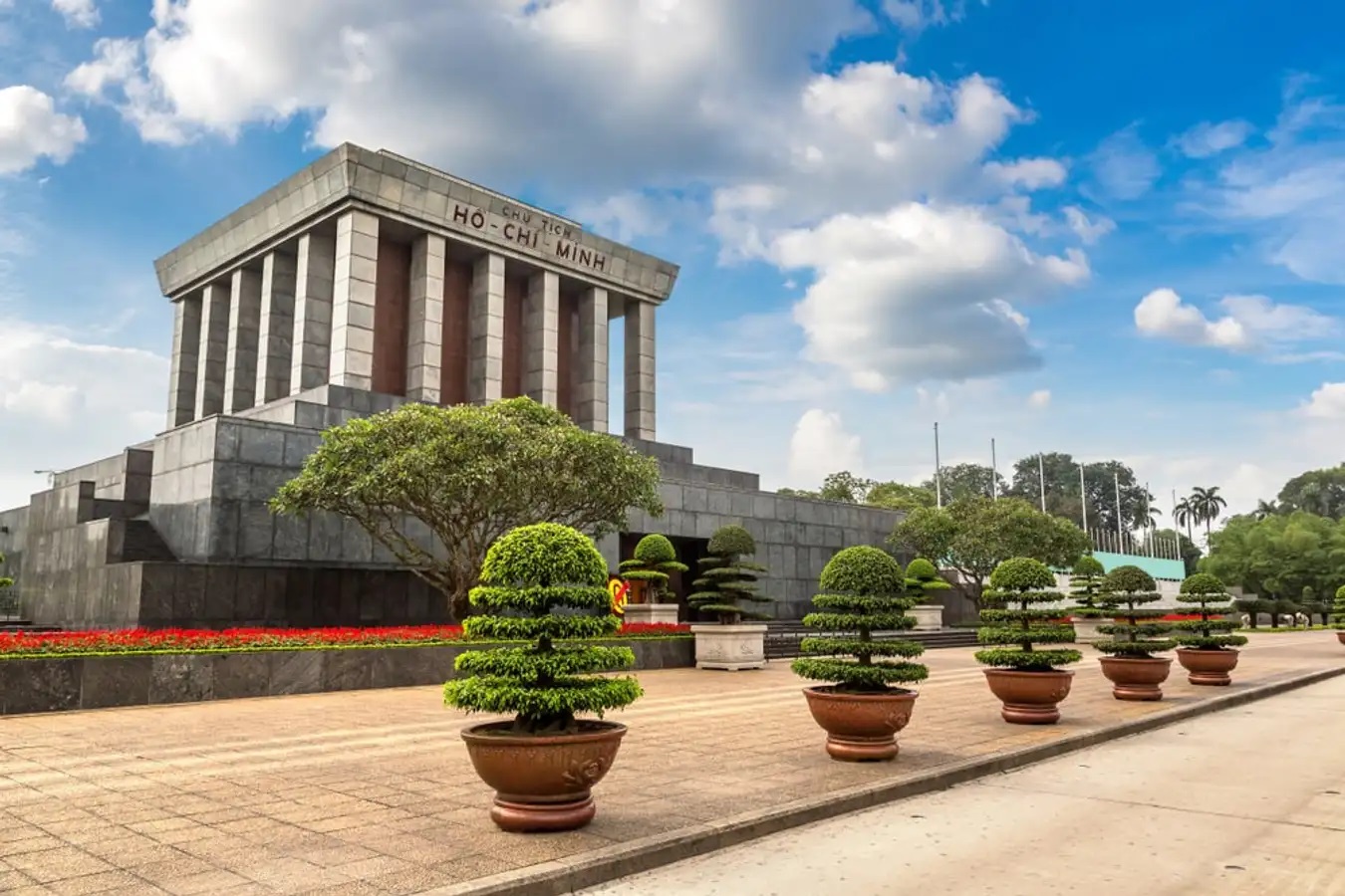 Lăng Chủ tịch Hồ Chí Minh ảnh 2