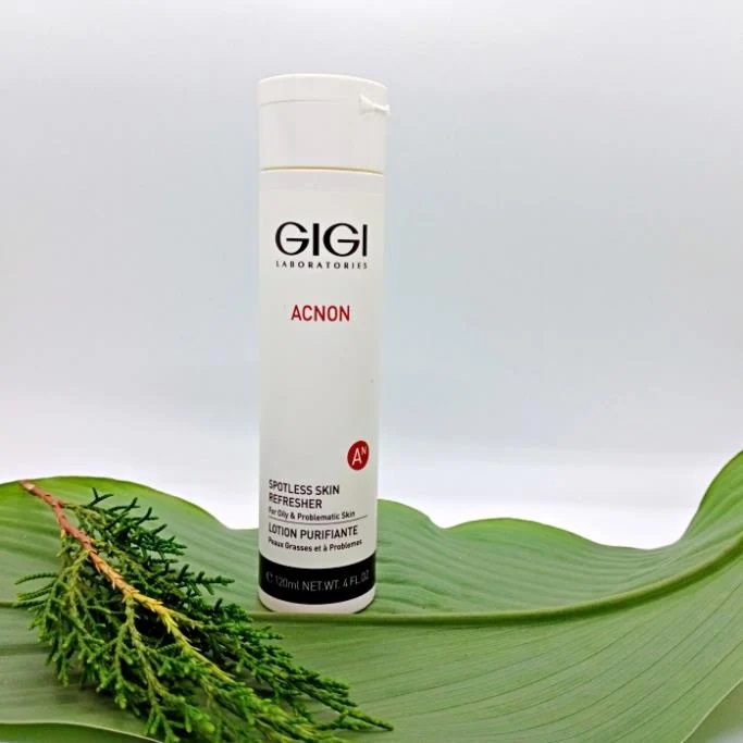 Lotion giảm mụn gel mỏng Gigi Acnon Spotless Skin Refresher ảnh 1