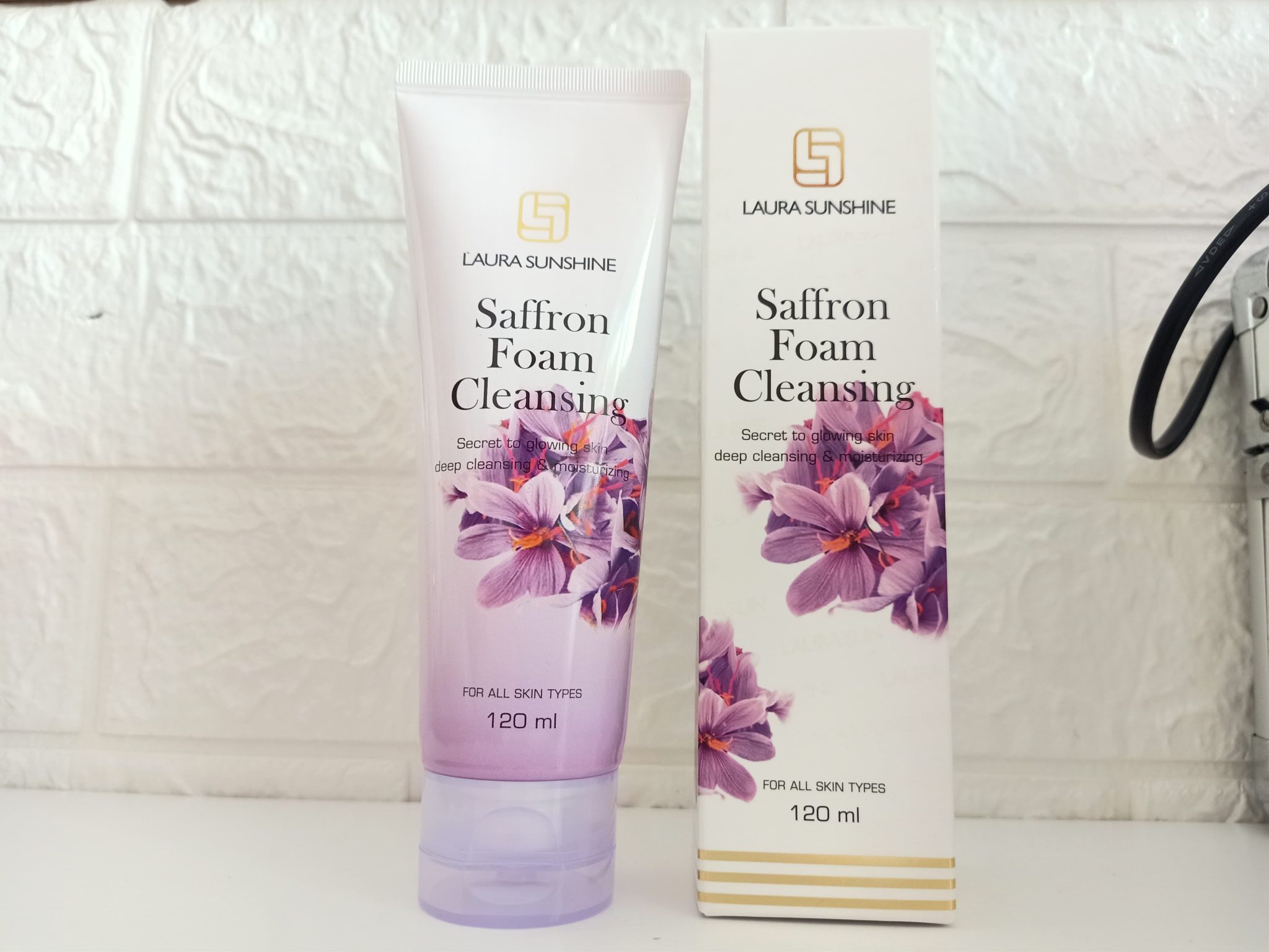 Saffron Foam Cleansing – Sữa Rửa Mặt Saffron ảnh 2