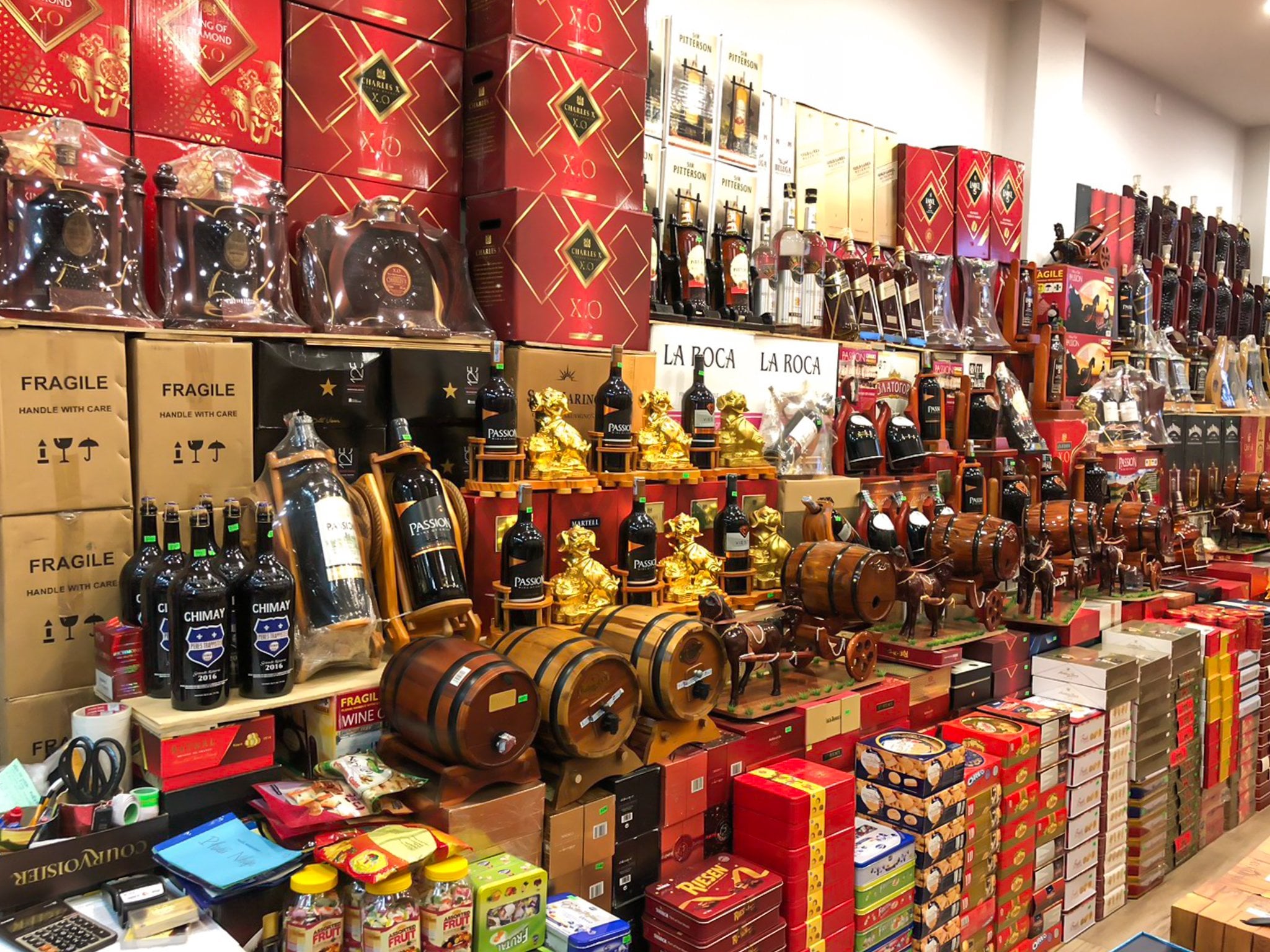 Shop rượu ĐÔNG THU 126 Trần Phú - Đà Nẵng ảnh 1