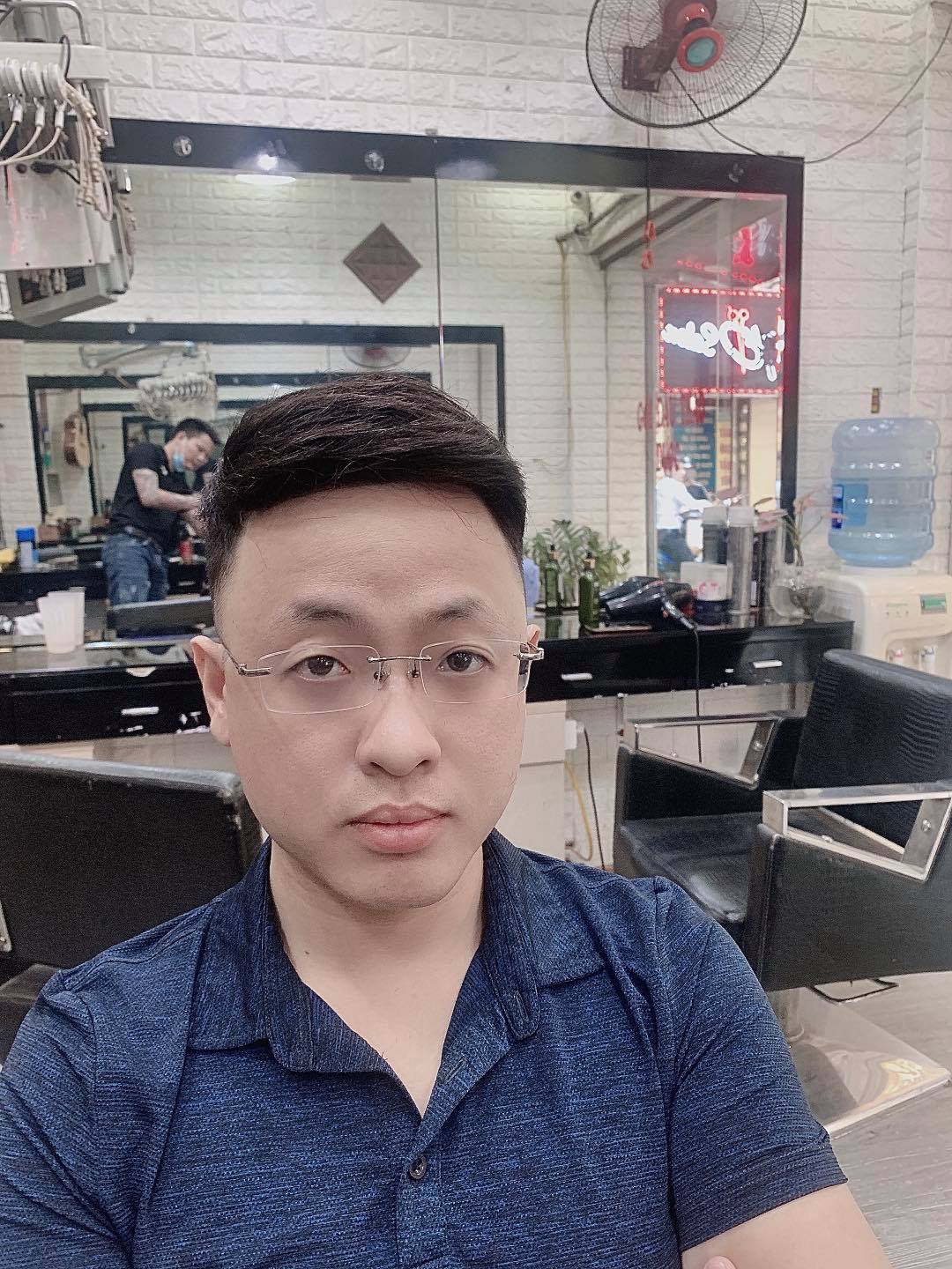 Tham khảo một số địa chỉ mua tóc giả nam uy tín tại Hà Nội