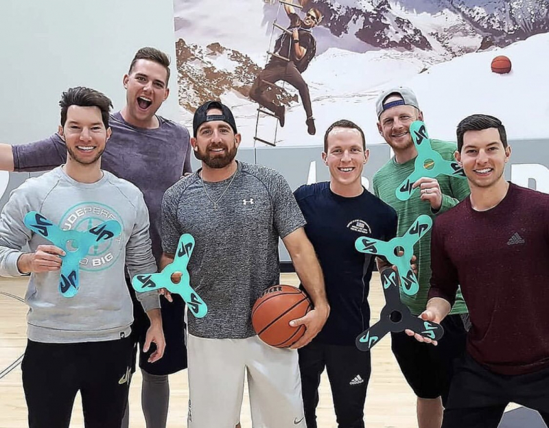 Dude Perfect – 39 triệu người theo dõi ảnh 2