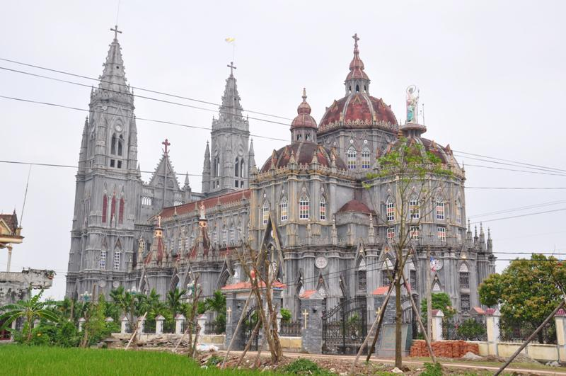Nhà thờ Hưng Nghĩa ảnh 1