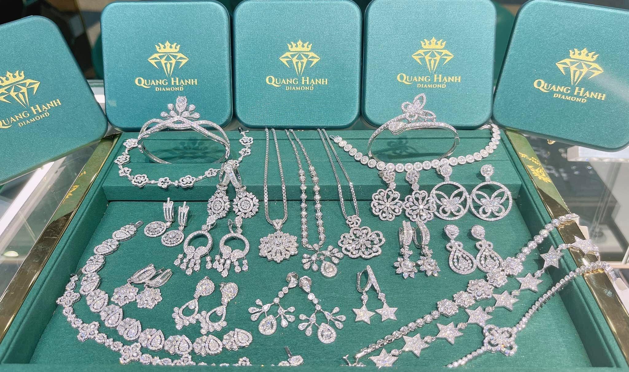 Quang Hạnh Diamond ảnh 1