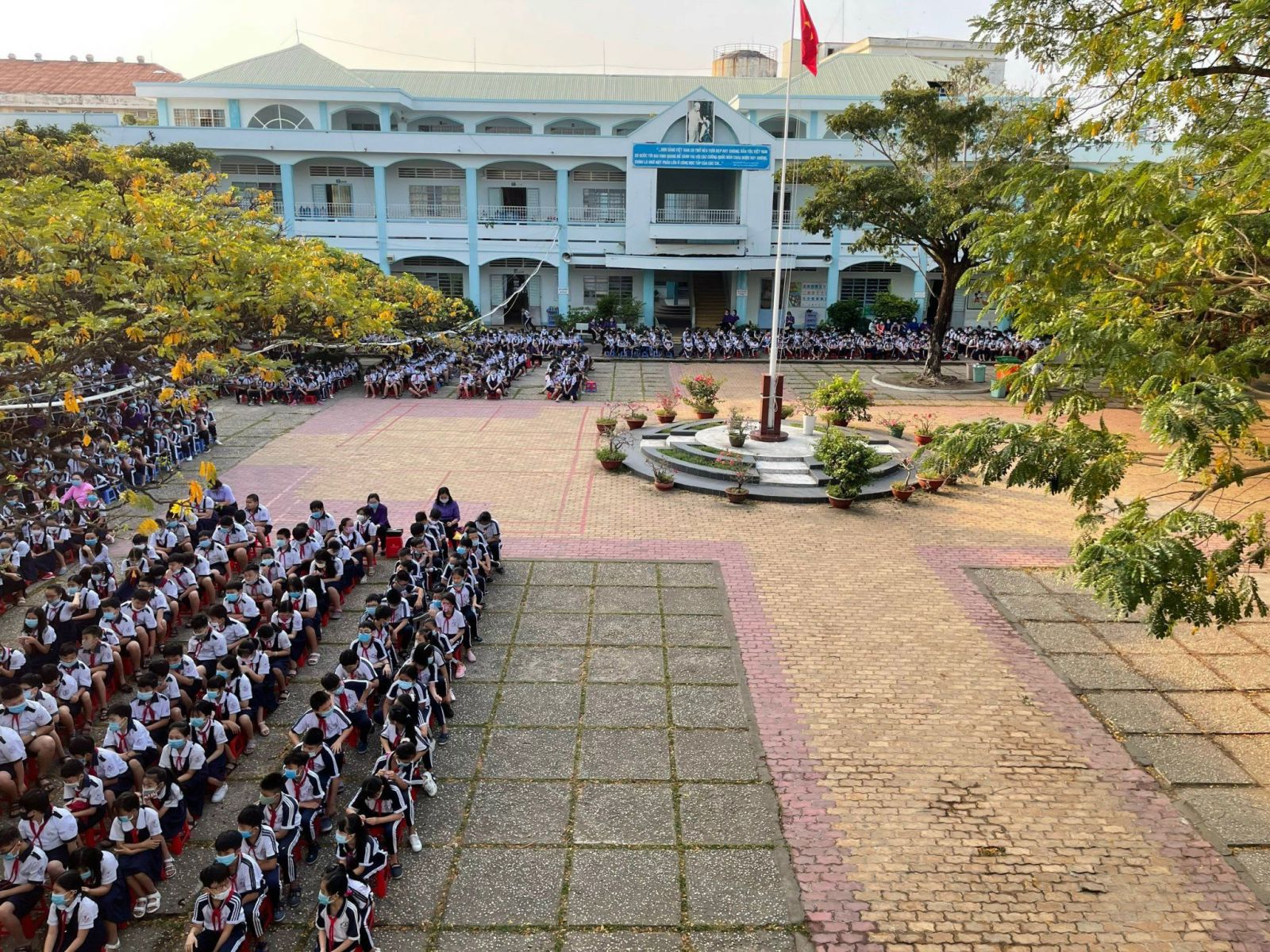 Trường Tiểu học Hồng Bàng ảnh 1