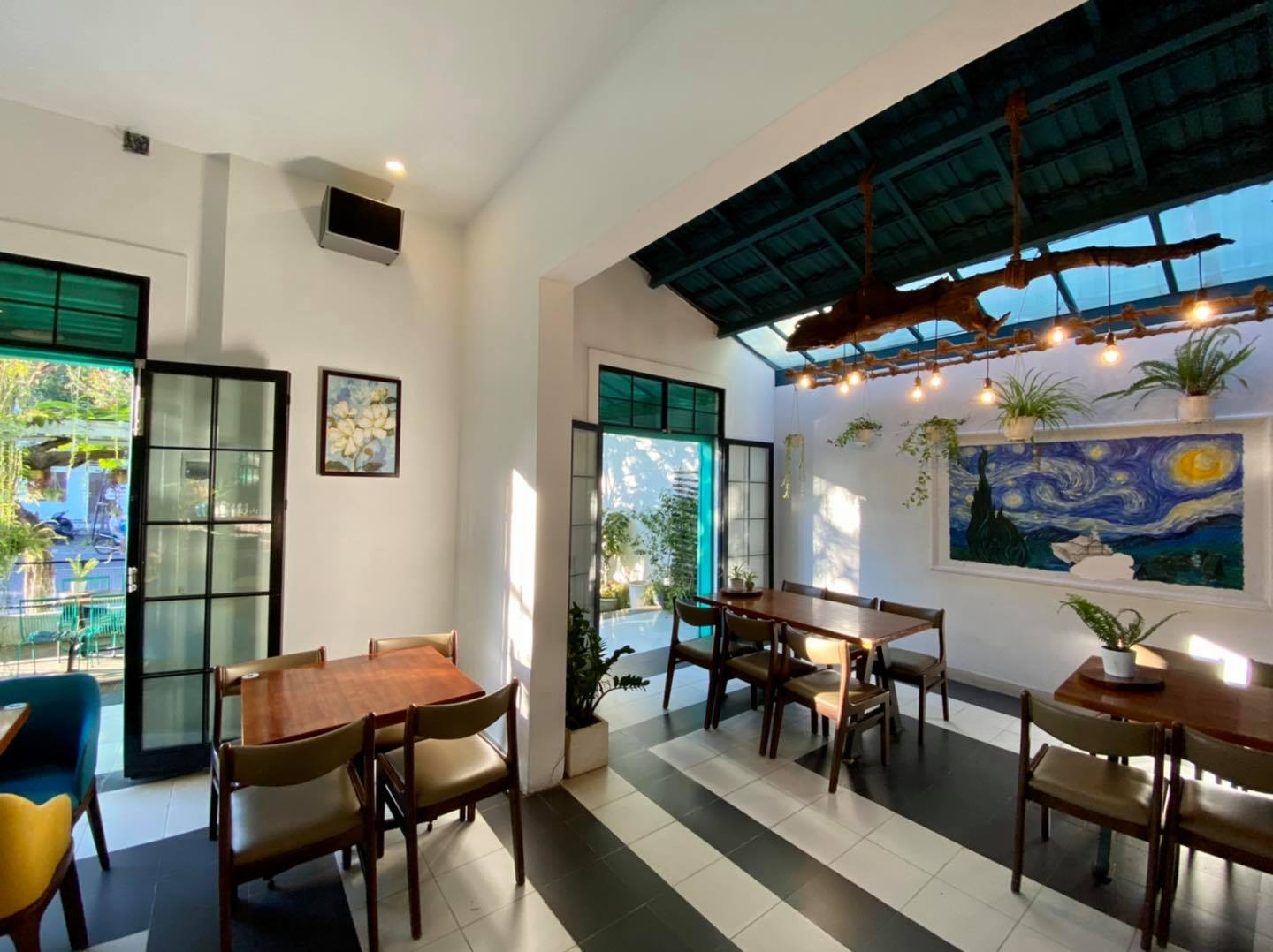 Gác Măng Rê Café & Restaurant ảnh 2